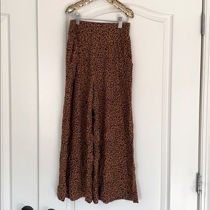 H&M LEOPARD WIDE LEG CROPS